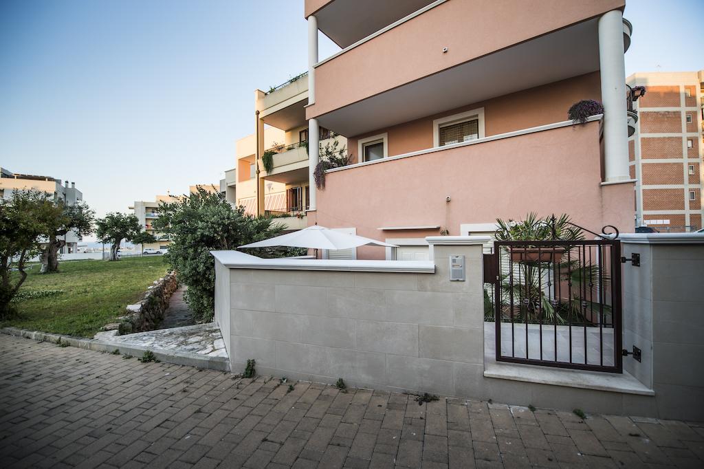 La Casetta Di Chiara B&B โปลีญาโนอามาเร ห้อง รูปภาพ